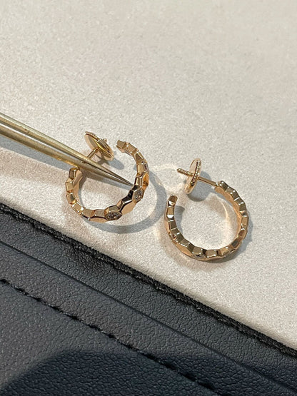 [アンジェラジュエリー]中空デザイン 四つ葉のクローバー フラワーシェイプリング
