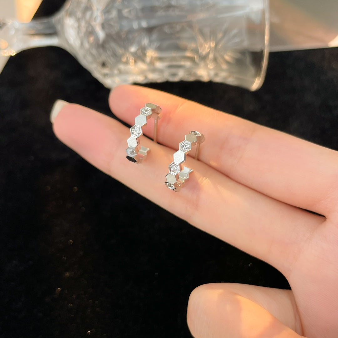 [アンジェラジュエリー]ビーラブ ダイヤモンド フープピアス