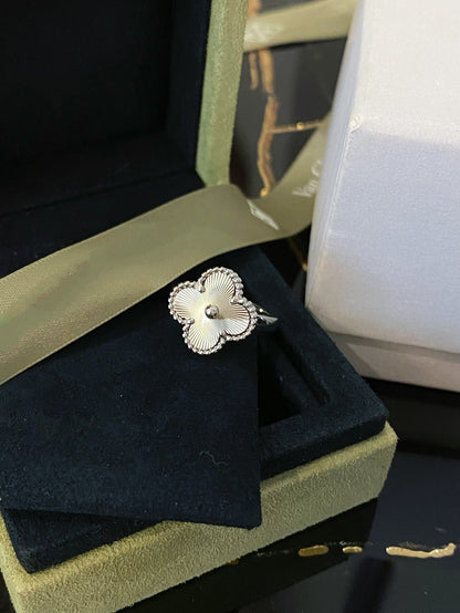 [Angela Schmuck] KLEEBLATT SILBERRING