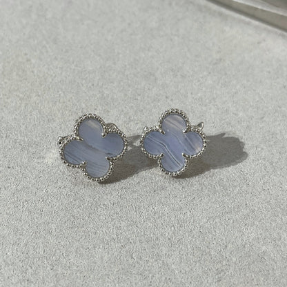[アンジェラジュエリー]クローバーカルセドニーシルバースタッドピアス