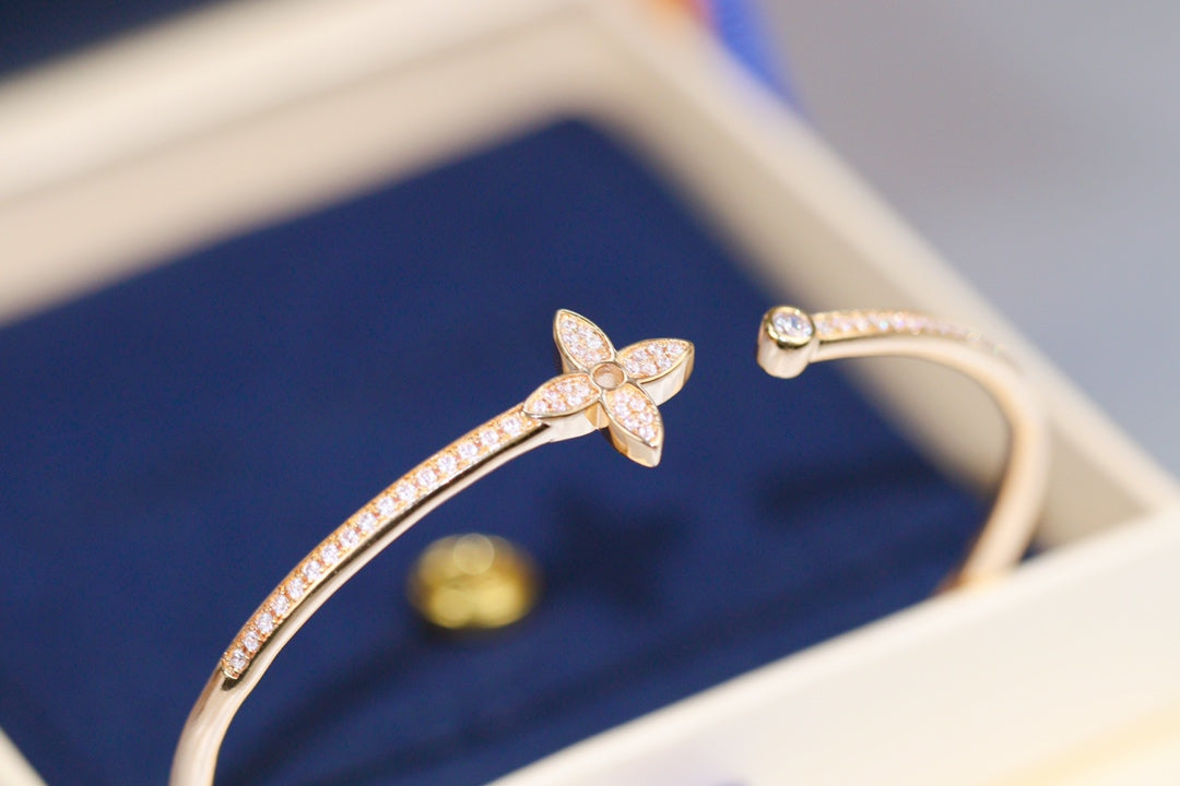 [Angela Jewellery]IDYLLE PINK GOLD OPEN BRACELET DIAMOND PAVED