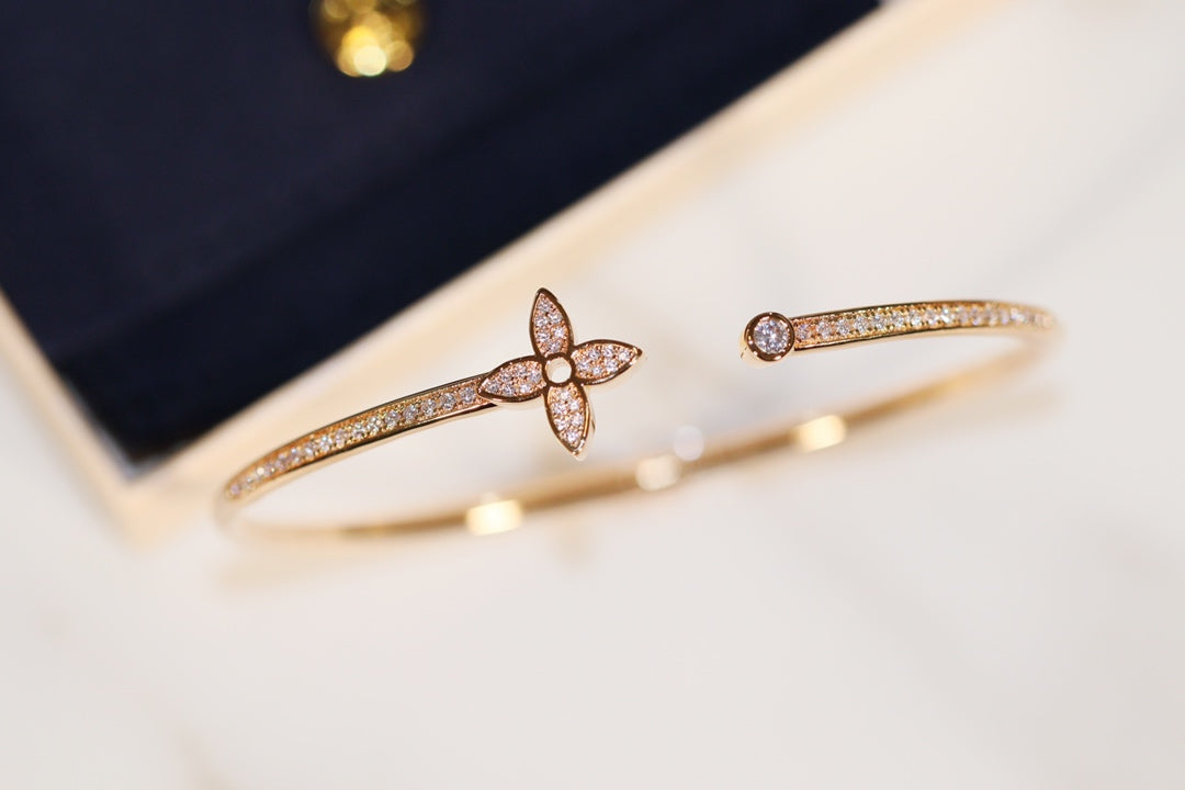 [Angela Jewellery]IDYLLE GOLD OPEN BRACELET DIAMOND PAVED