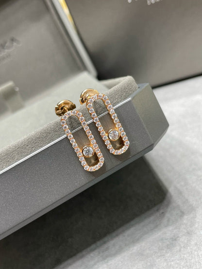 [Angela Jewelry]MOVE UNO STUD DIAMOND PAVED EARRINGS