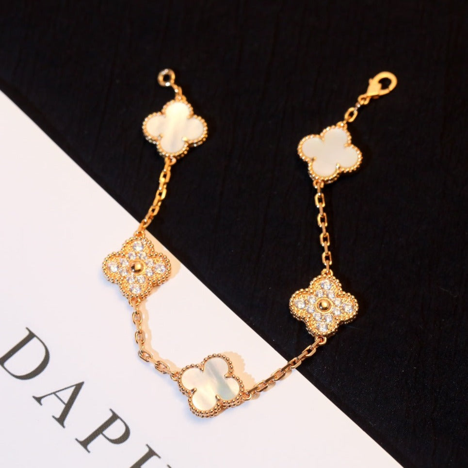[Angela Jewellery]CLOVER BRACELET 5 MOTIF WHITE MOP DIAMOND