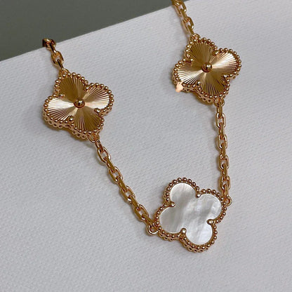[Angela Jewelry]CLOVER WHITE PEARL MOP 5 MOTIF BRACELET COLLECTION