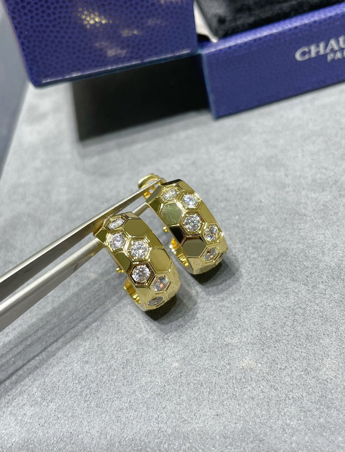 [Angela Jewellery]BEE LOVE DIAMOND HOOP EARRINGS