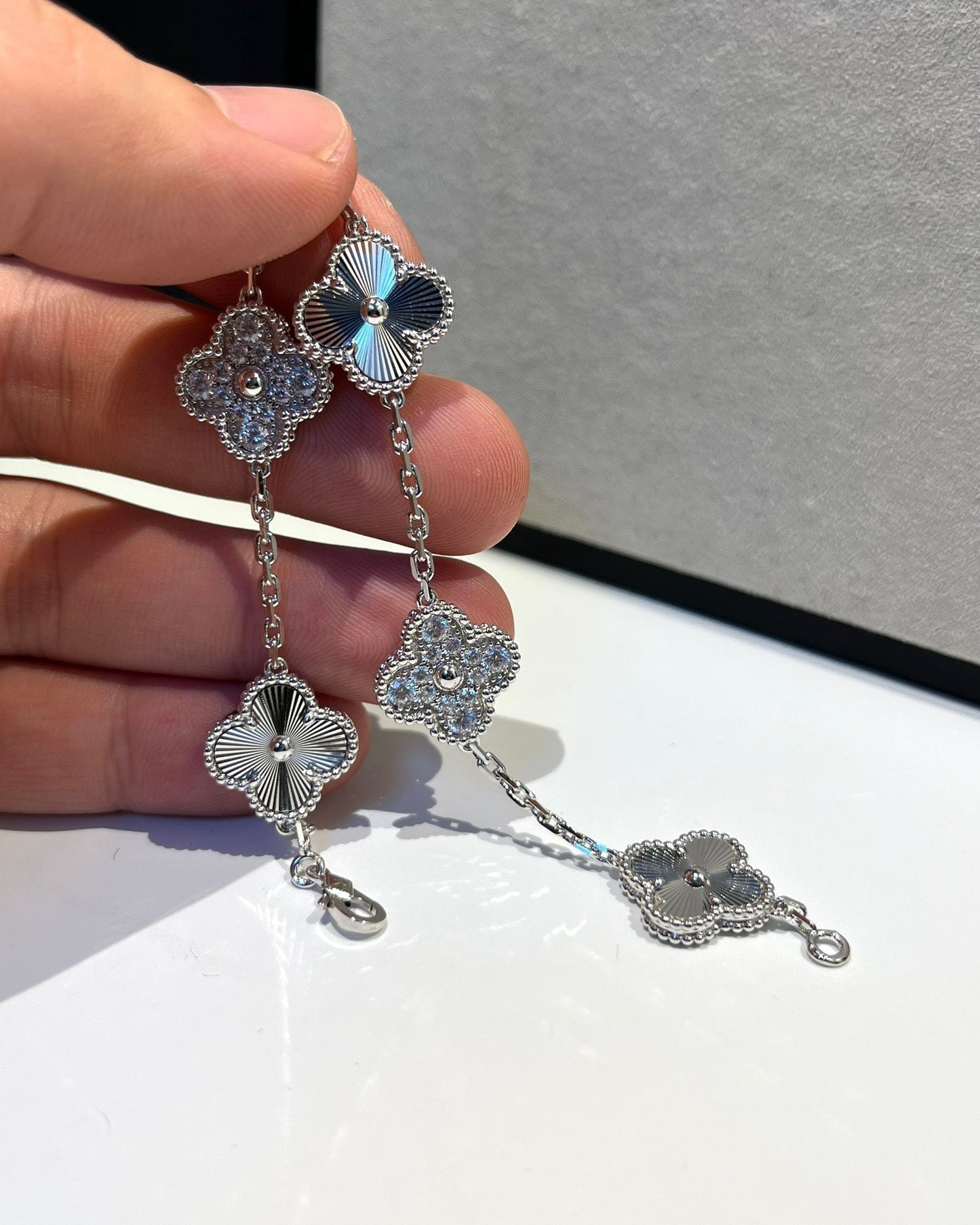 [アンジェラジュエリー]クローバー 5モチーフ シルバー ダイヤモンド ブレスレット