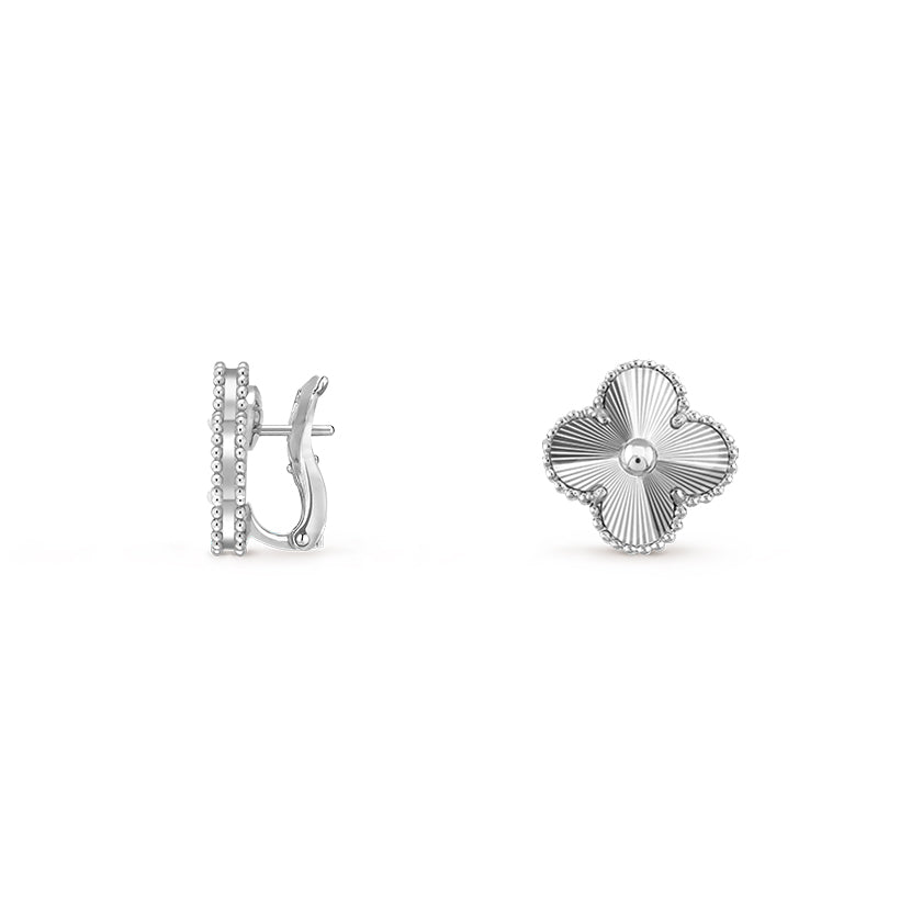 [Angela Jewelry]CLOVER SILVER 15MM MOP EARRINGS COLLECTION