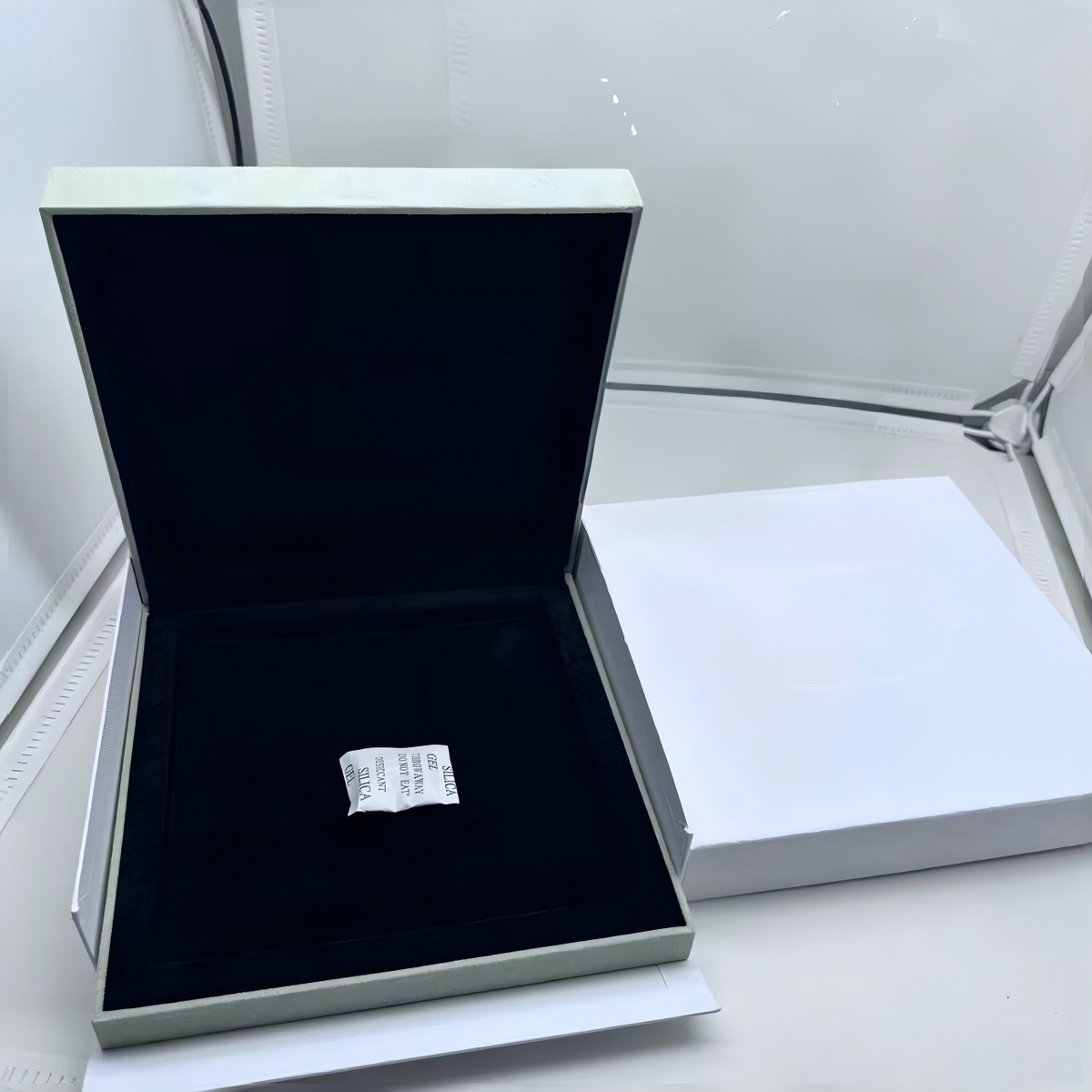 [Angela Jewelry]VA CLOVER BOX GIFT BAG
