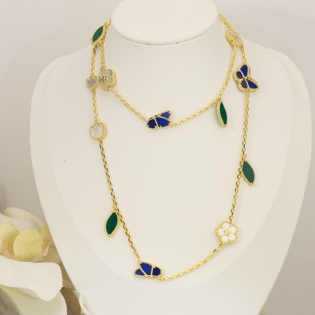 [Angela Jewelry]LUCKY SPRING BUTTERFLY 15 FLOWER NECKLACE