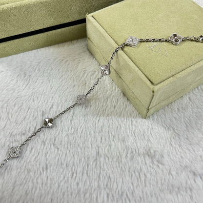 [アンジェラジュエリー]クローバー 6モチーフ ダイヤモンド レーザーブレスレット