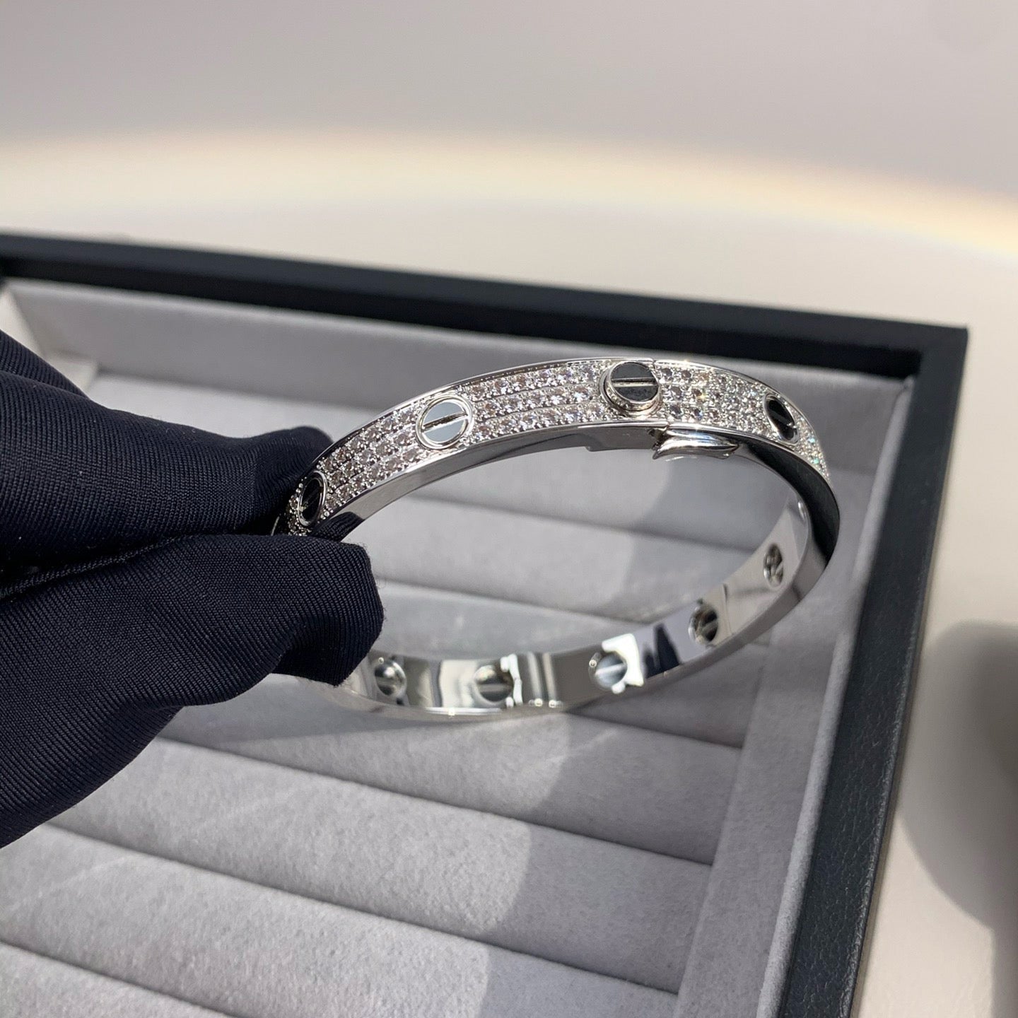 [Angela Jewellery]LOVE BRACELET 6.1MM DIAMOND-PAVED CERAMIC