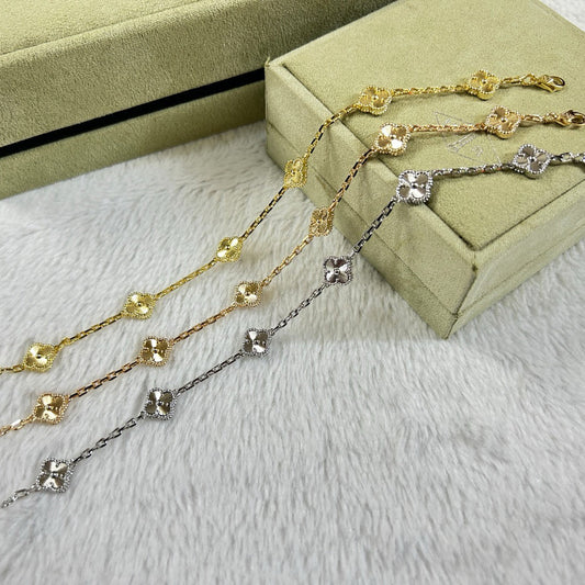 [Angela Jewellery]CLOVER 6 MOTIF DIAMOND BRACELET