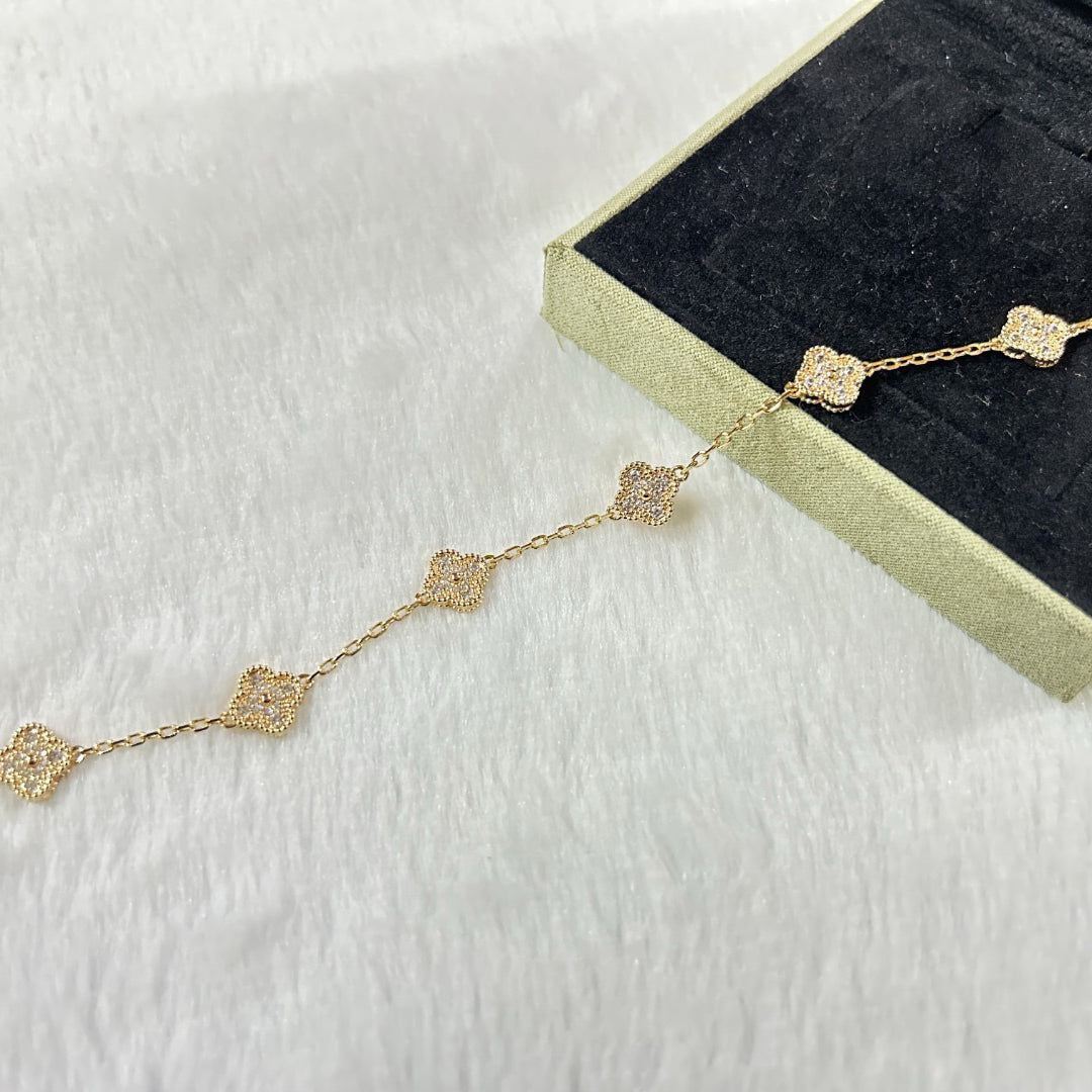 [Angela Jewellery]CLOVER 6 MOTIF DIAMOND BRACELET