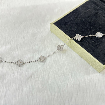 [Angela Jewelry]CLOVER 6 MOTIF DIAMOND BRACELET