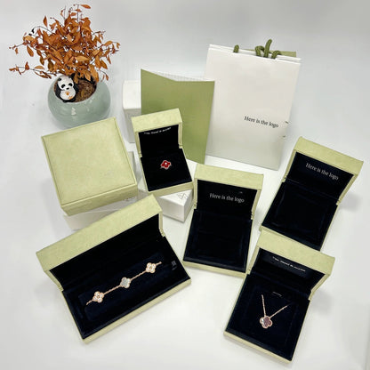 [Angela Jewelry]CLOVER MINI 9.5MM CARNELIANS NECKLACE COLLECTION