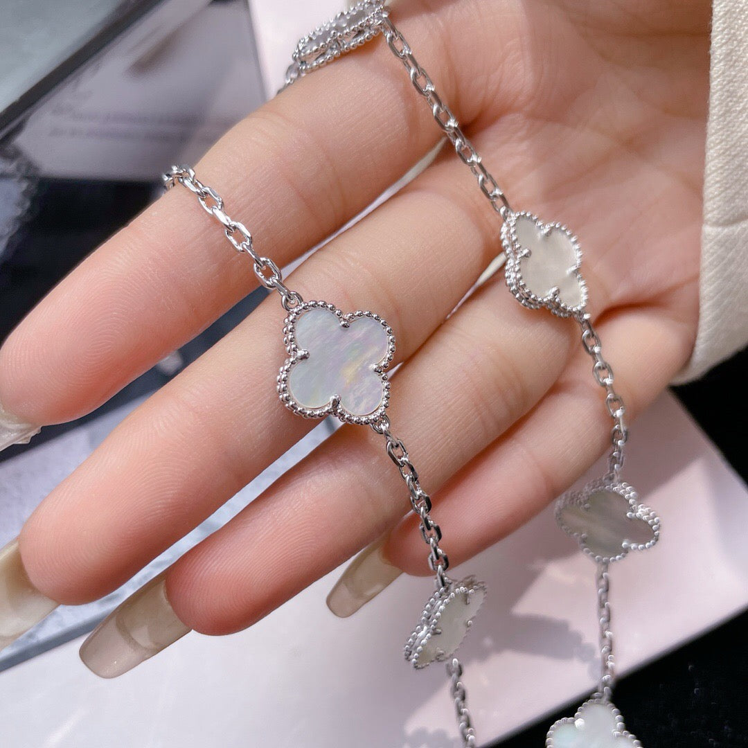 [Angela Jewellery]CLOVER 10 MOTIFS WHITE MOTHER OF PEARL NECKLACE