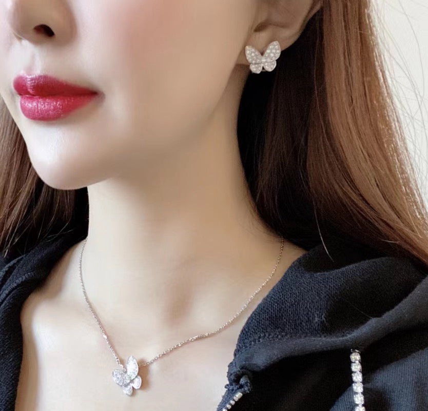 [アンジェラジュエリー]バタフライ オールダイヤモンド イヤリング
