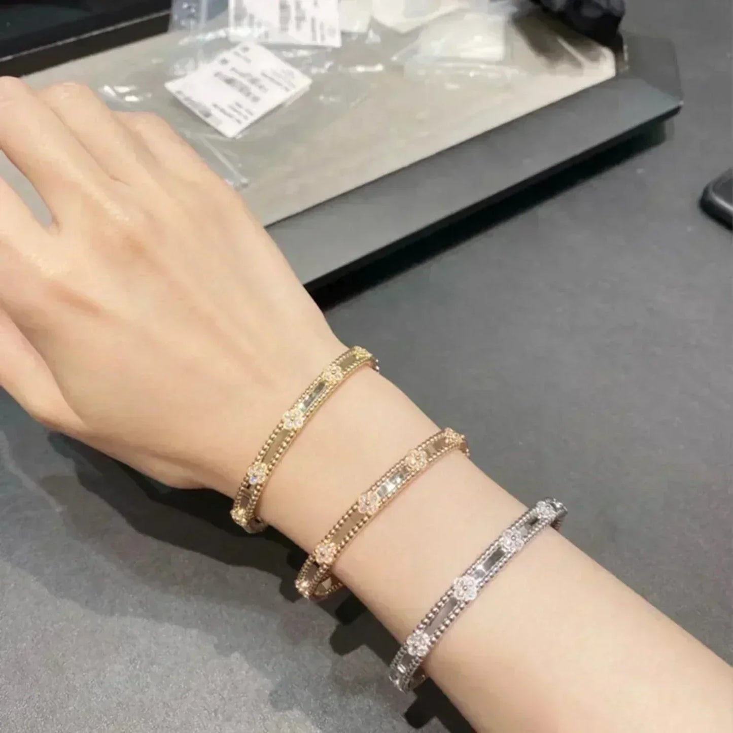 [Angela Jewellery]CLOVER BRACELET 4MM DIAMONDS