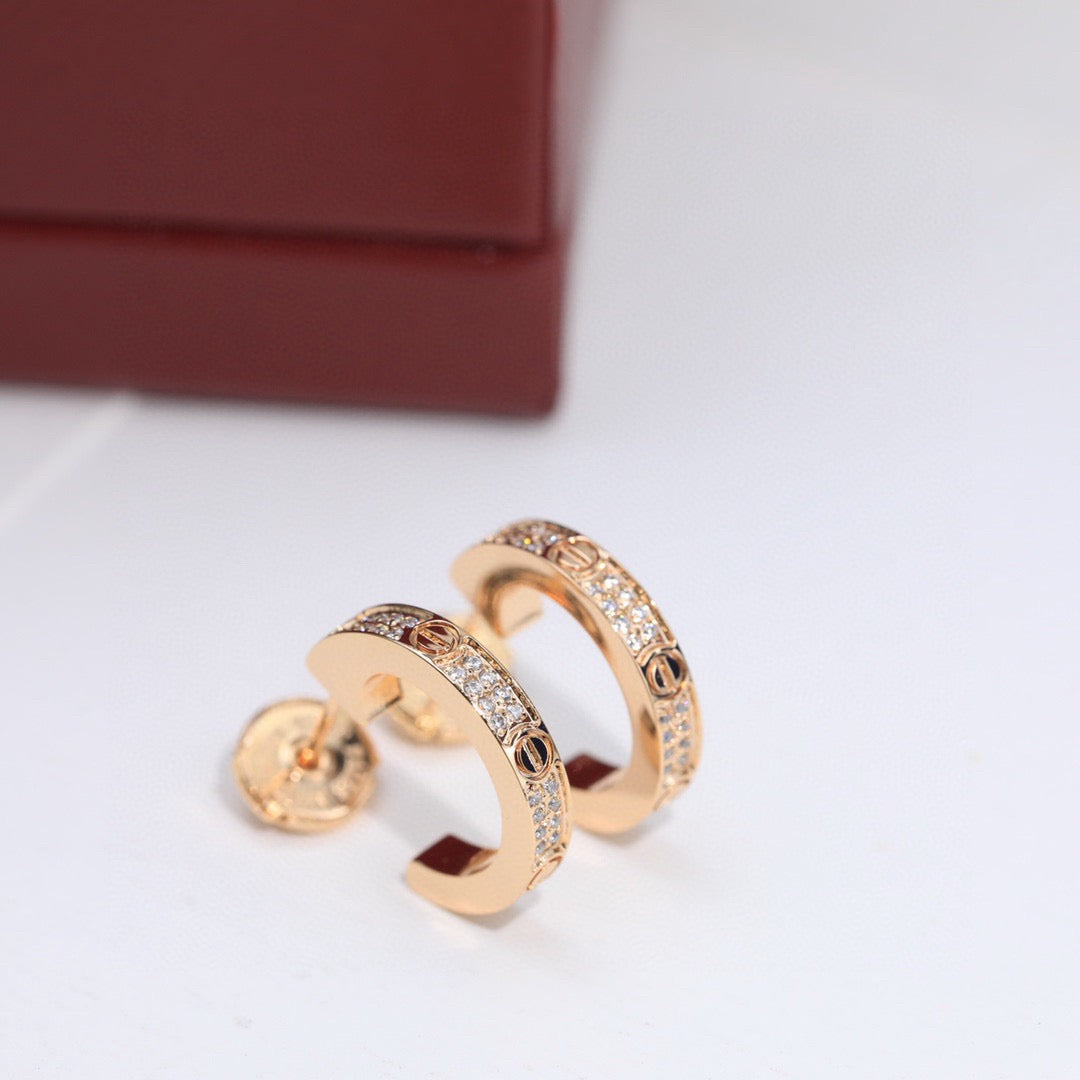 [Angela Jewelry]LOVE 5.5MM DIAMOND PAVED EARRINGS