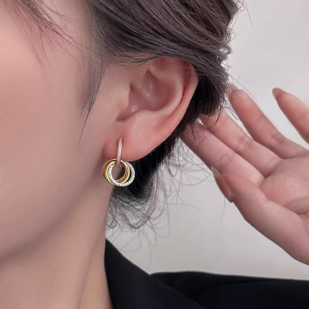 [Angela Jewelry]TRINITY HALF DIAMOND  EARRINGS