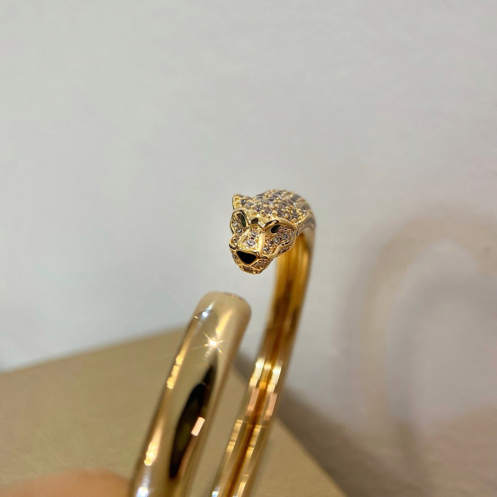 [Angela Jewelry]PANTHERE HALF DIAMOND OPEN BRACELET