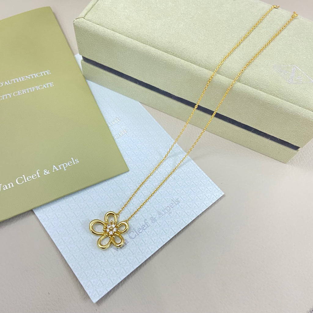 [Angela Jewelry]FLOWERLACE NECKLACE 5 DIAMONDS