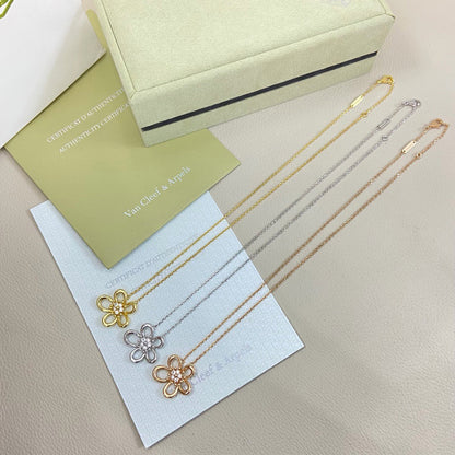 [Angela Jewelry]FLOWERLACE NECKLACE 5 DIAMONDS