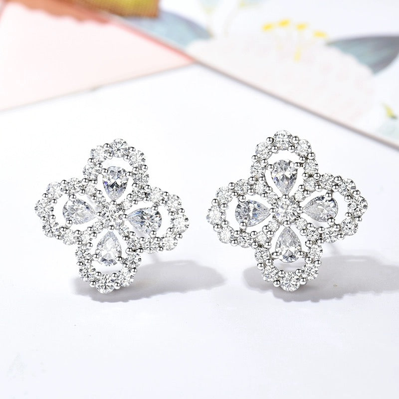 [アンジェラジュエリー]ループイヤリング フルモチーフ ダイヤモンド 16mm