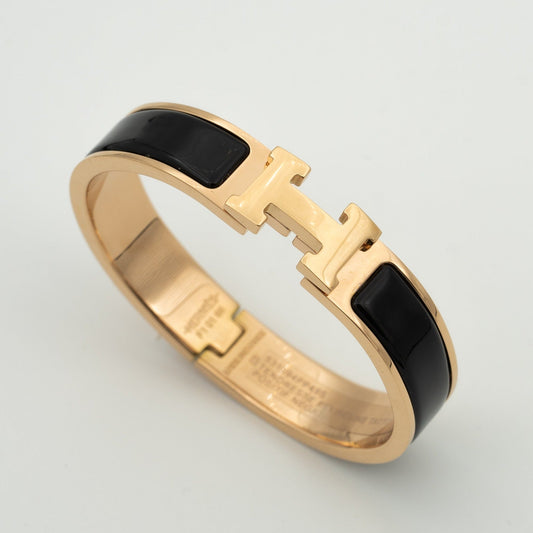 [Angela Jewellery]H BLACK BRACELET