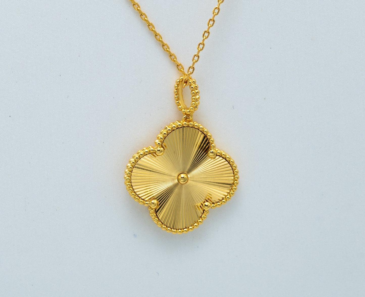 [Angela Jewellery] KLEEBLATT 25MM ANHÄNGER HALSKETTE GOLD 