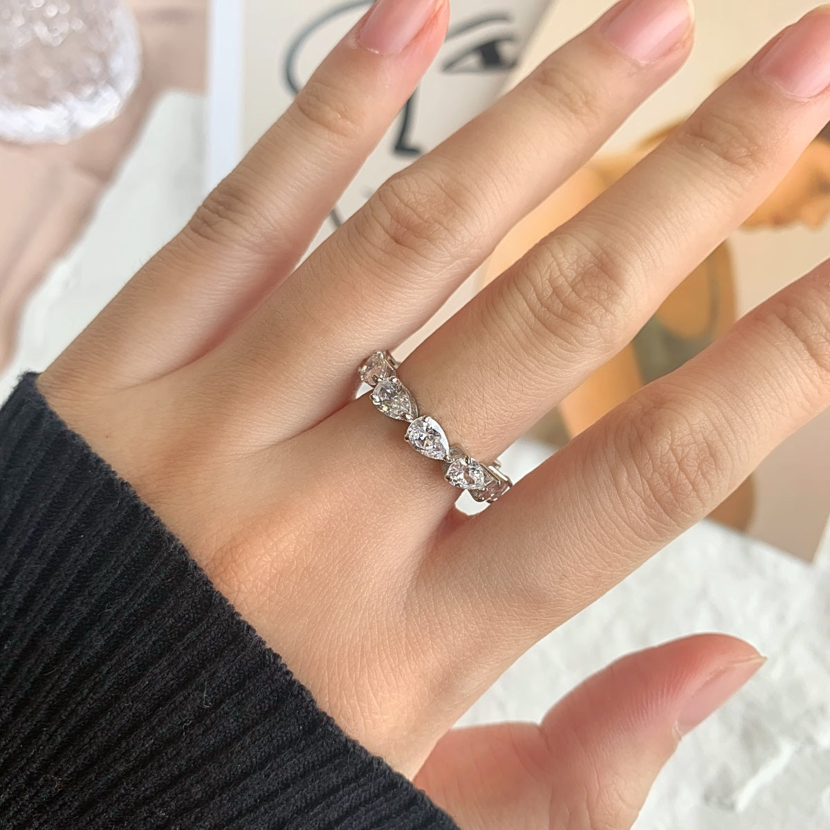 アンジェラジュエリー]美しいペアカットのテニスリング