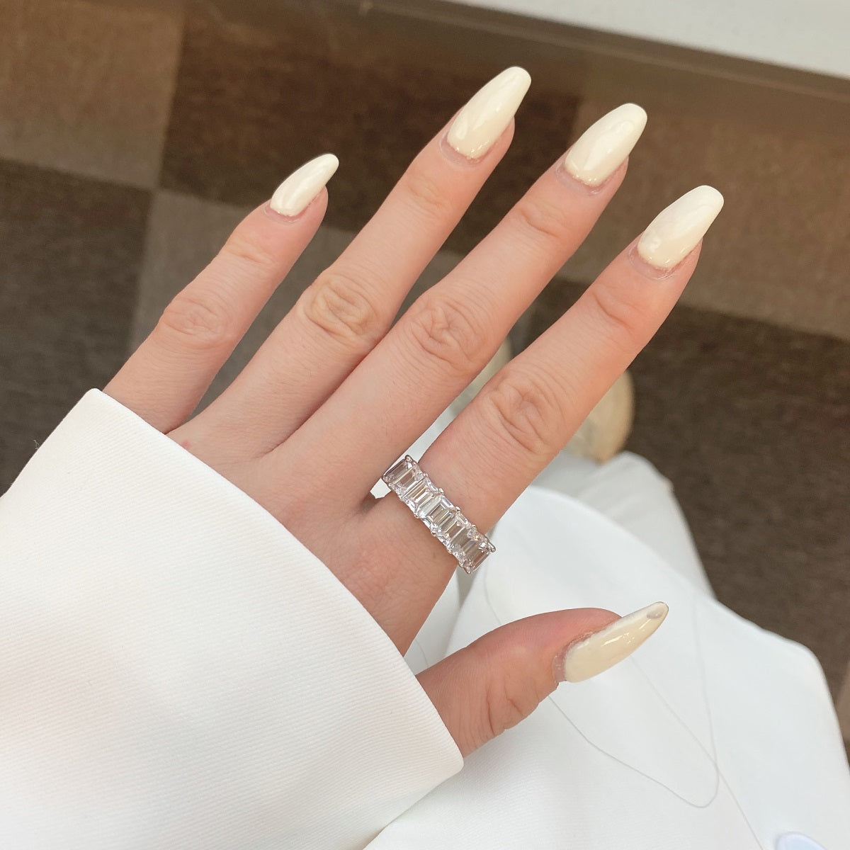 [Angela Jewelry]0.75 Carat Elegant Emerald Cut Tennis Ring