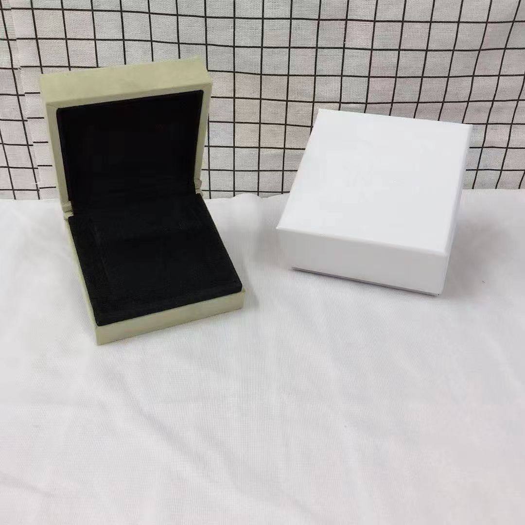 [Angela Jewelry]VA CLOVER BOX GIFT BAG