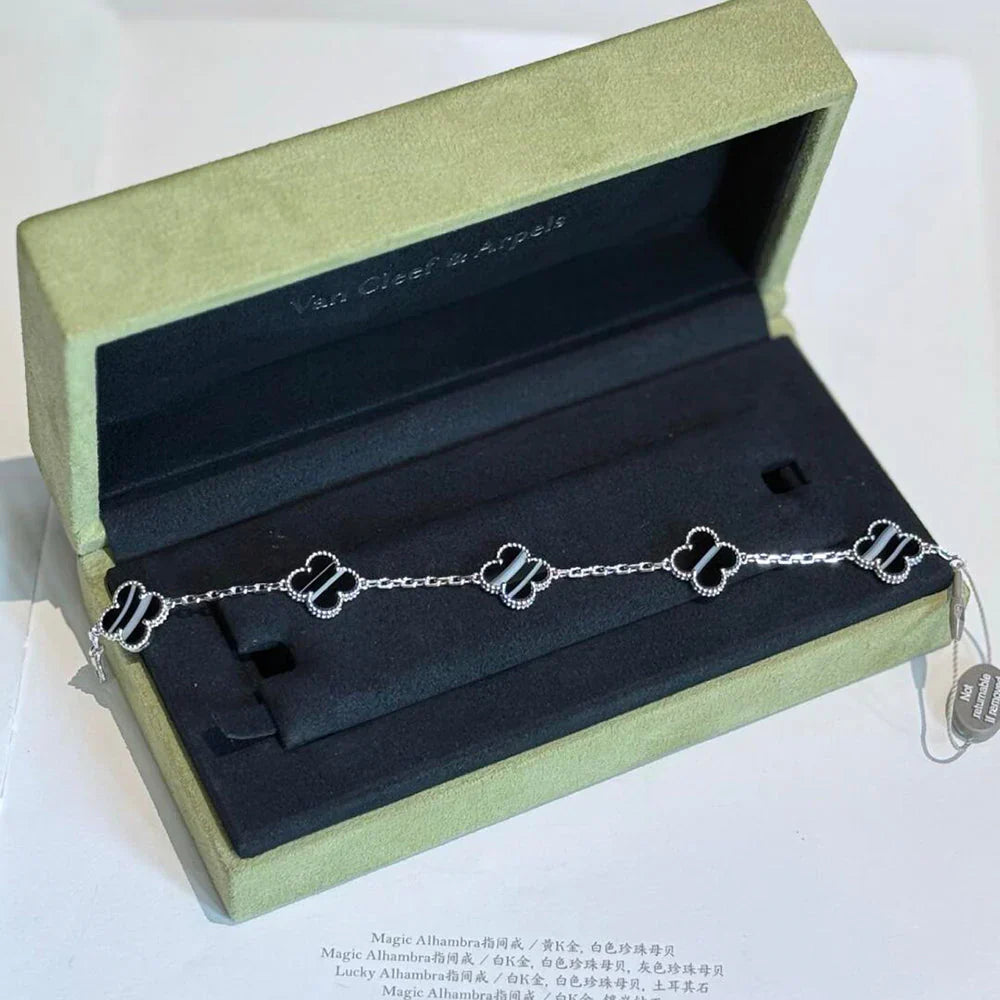 [Angela Jewelry] CLOVER 5 MOTIF PULSAR STONE BRACELET COLLECTION