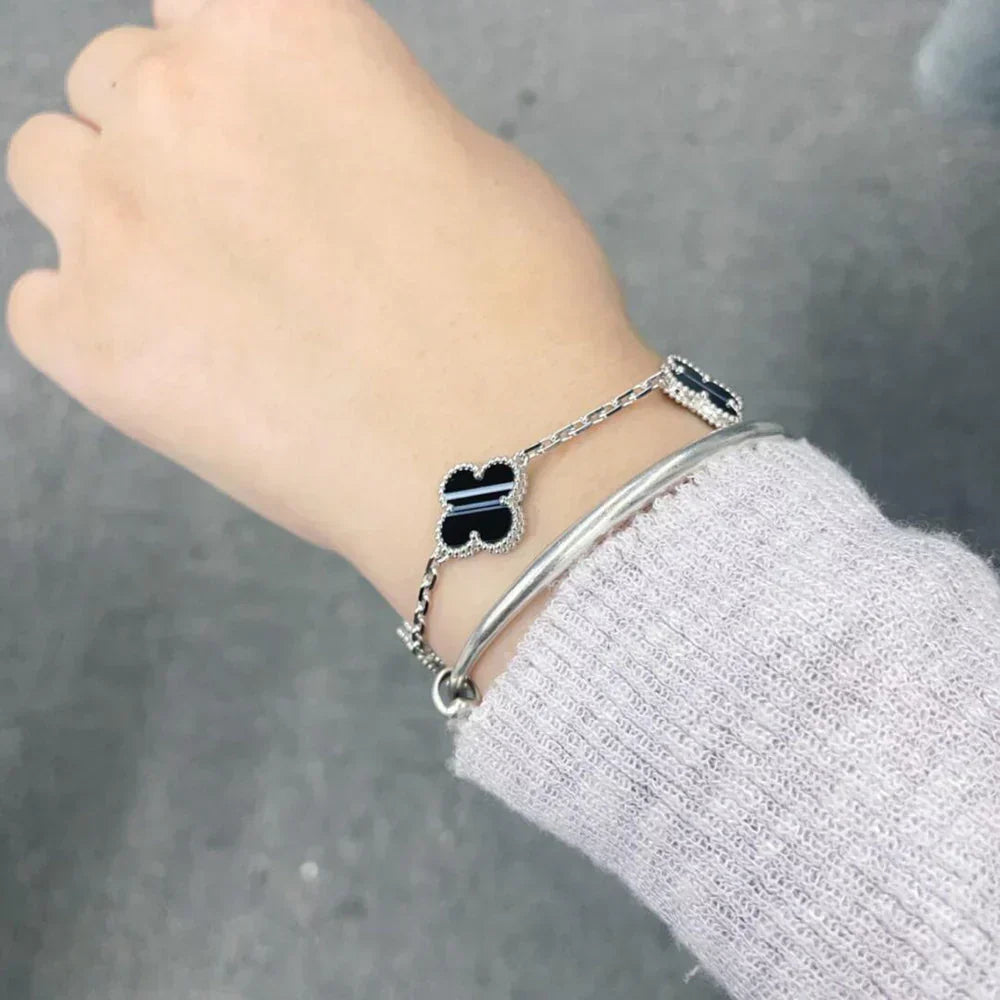 [Angela Jewelry] Clover 5-Motif & LOVE Unlimited Bracelet Set