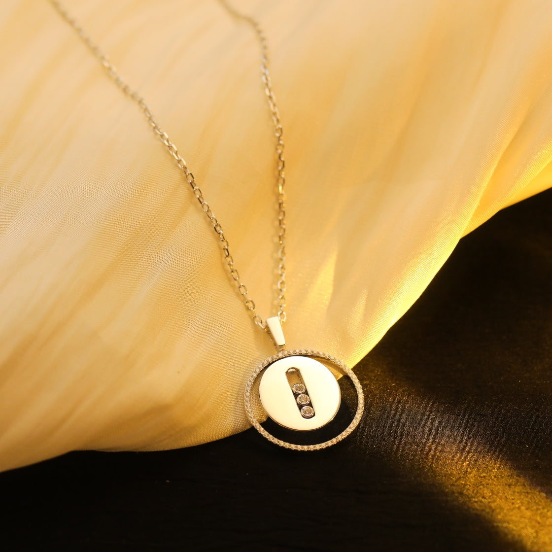 [Angela Jewelry]LUCKY MOVE MM SILVER DIAMOND NECKLACE