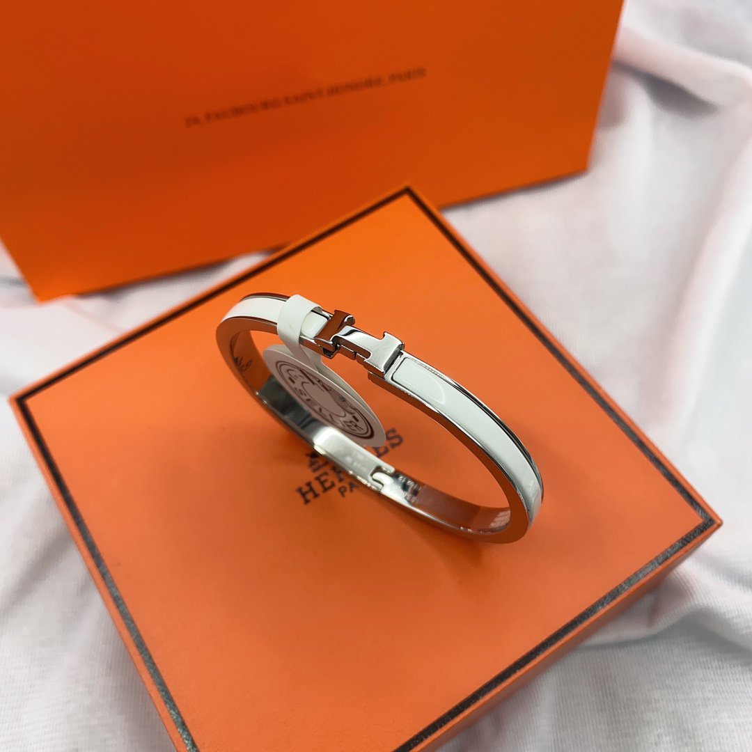 [Angela Jewellery]CLASSIC HM CLIC WHITE 8MM ENAMEL BRACELET