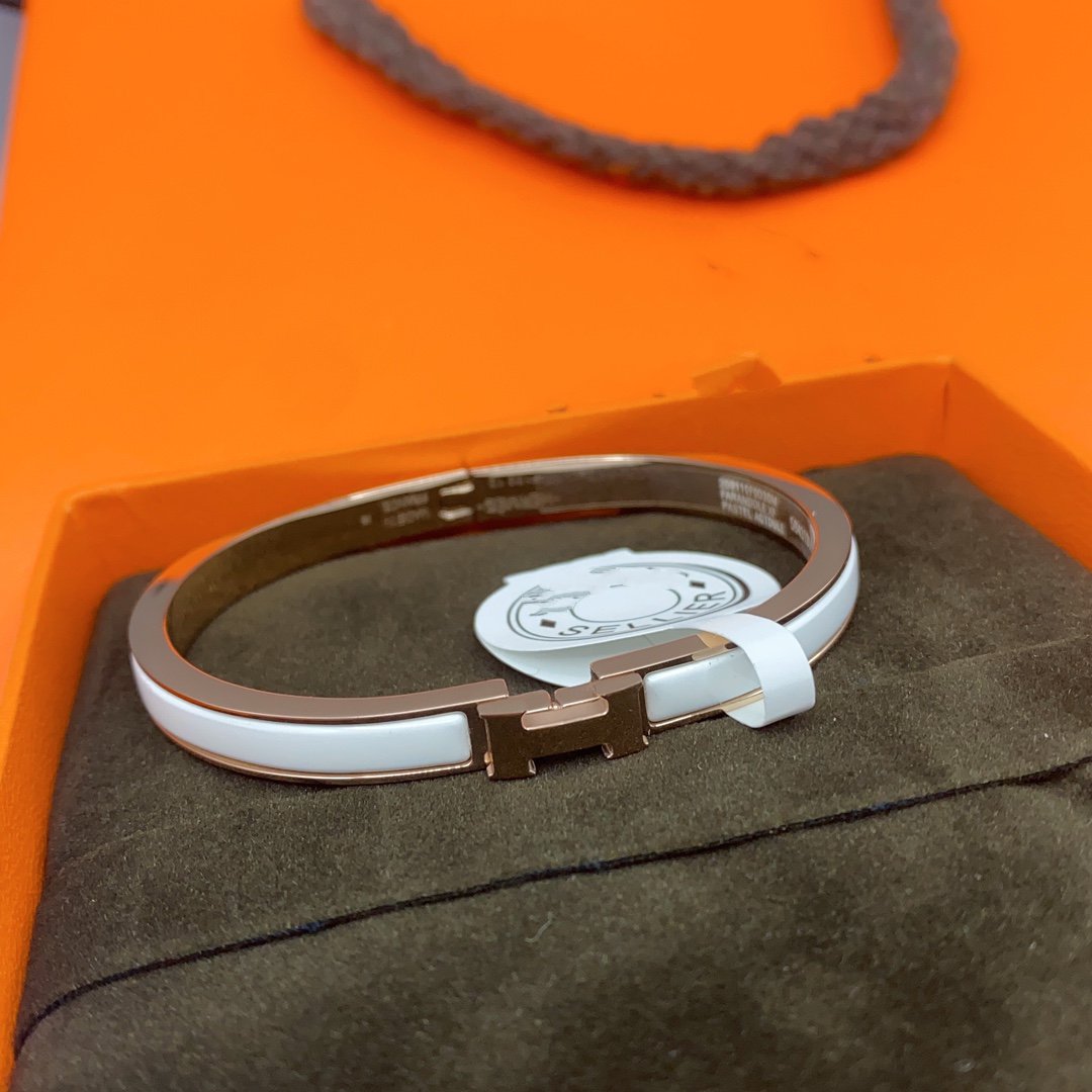 [Angela Jewellery]CLASSIC HM CLIC WHITE 8MM ENAMEL BRACELET
