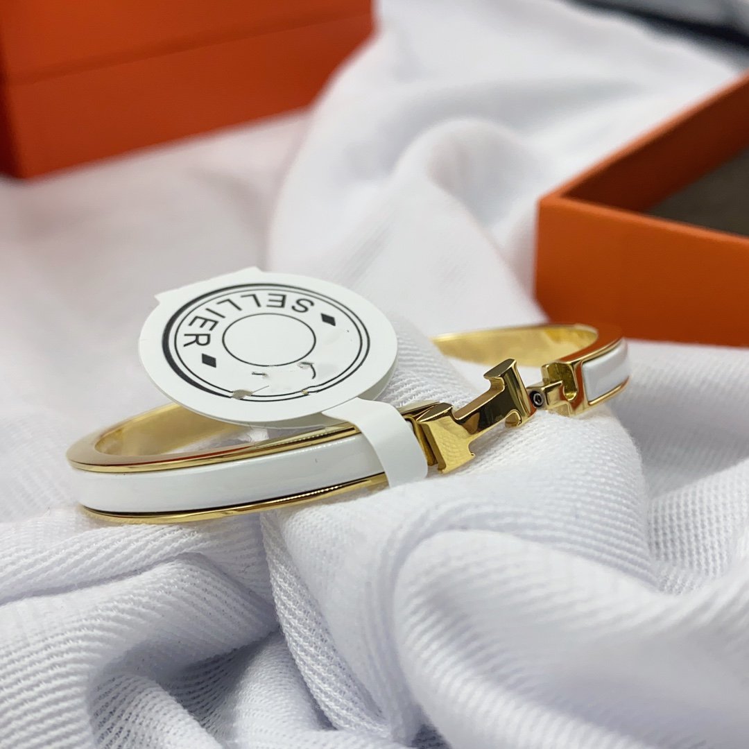 [Angela Jewellery]CLASSIC HM CLIC WHITE 8MM ENAMEL BRACELET