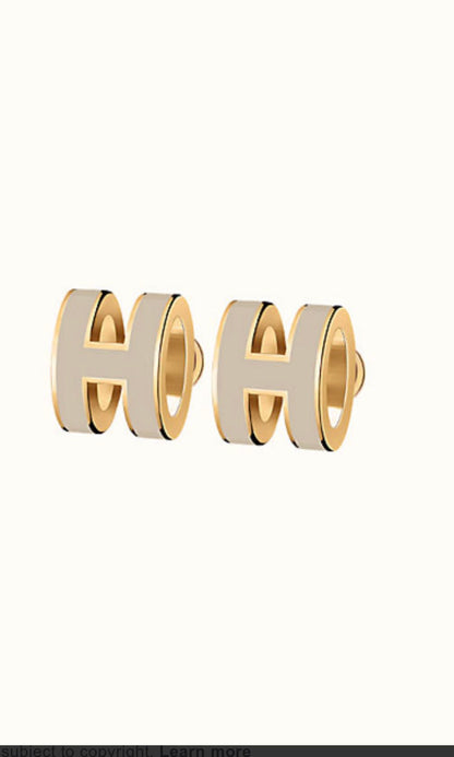 [Angela Jewellery]MINI POP H GOLD EARRINGS GREY