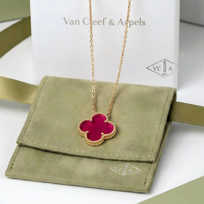 [Angela Jewelry] NEW CLOVER 15MM PINK ENAMEL NECKLACE