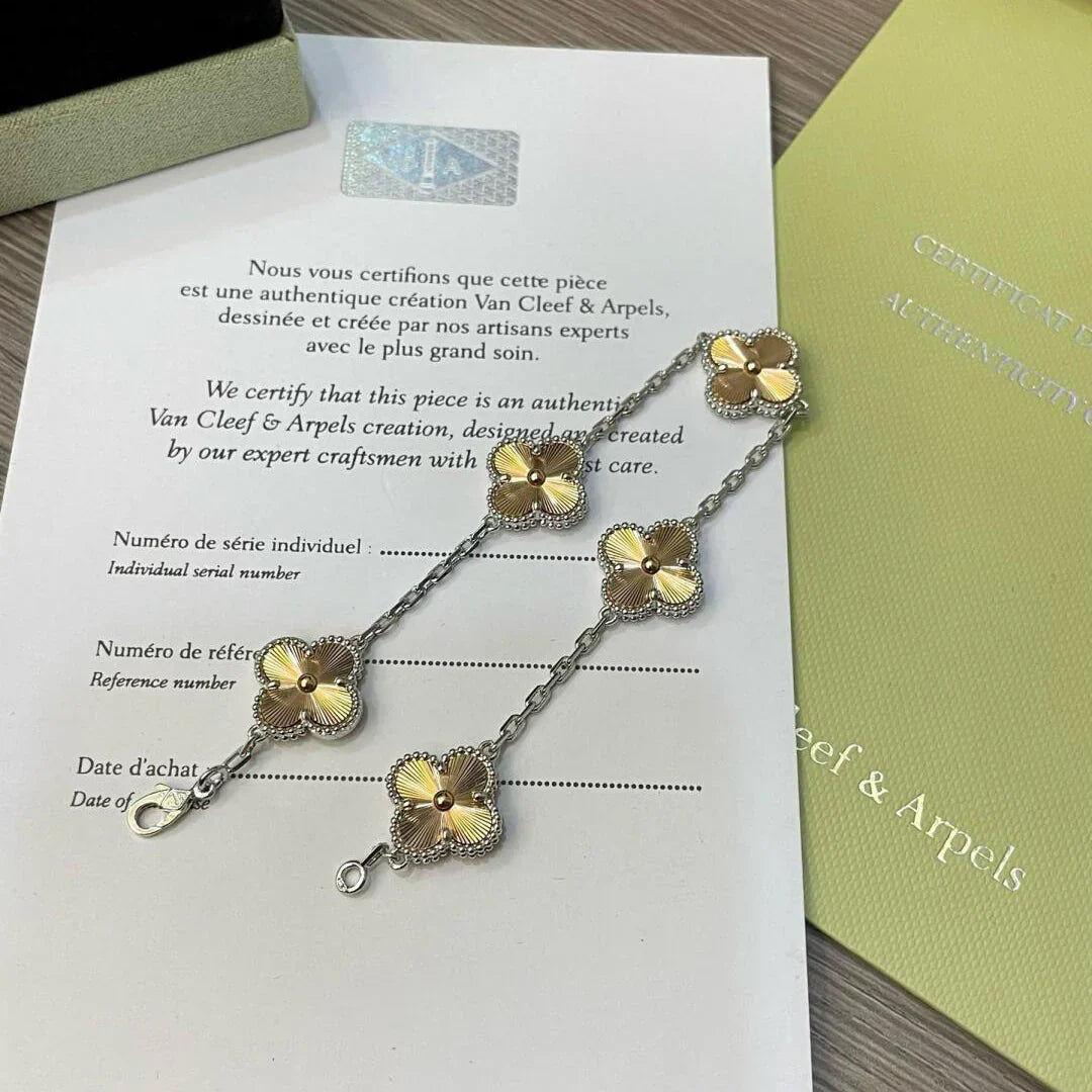 [Angela Jewelry] CLOVER 5 MOTIF LASER BRACELET COLLECTION