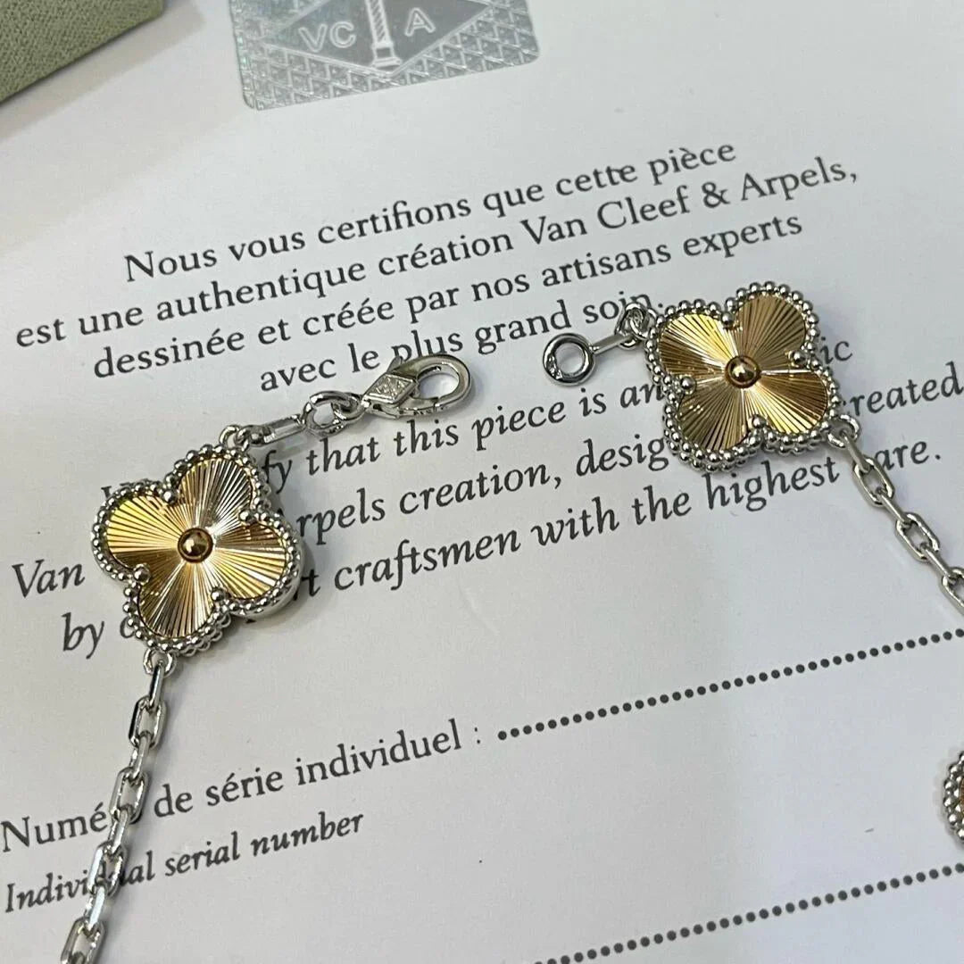 [Angela Jewelry] CLOVER 5 MOTIF LASER BRACELET COLLECTION