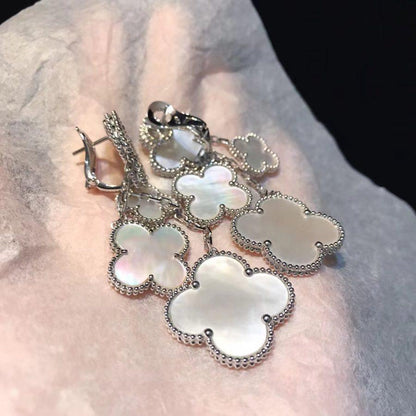 [アンジェラジュエリー]クローバーイヤリング ホワイトモップ 4モチーフ シルバー